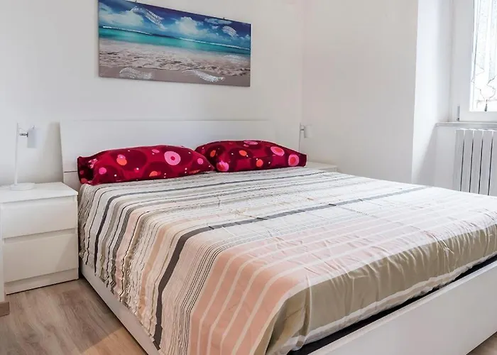 S311 - Sirolo, Nuovo Bilocale Completamente Ristrutturato Сироло